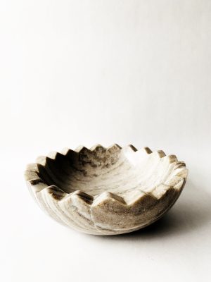 Marmor bolle m bølgekant 25x10 cm