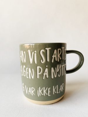 Krus h 9,5 cm "Kan vi starte helgen på nytt?"