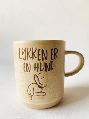 Krus 9,5 cm "Lykken er en hund"