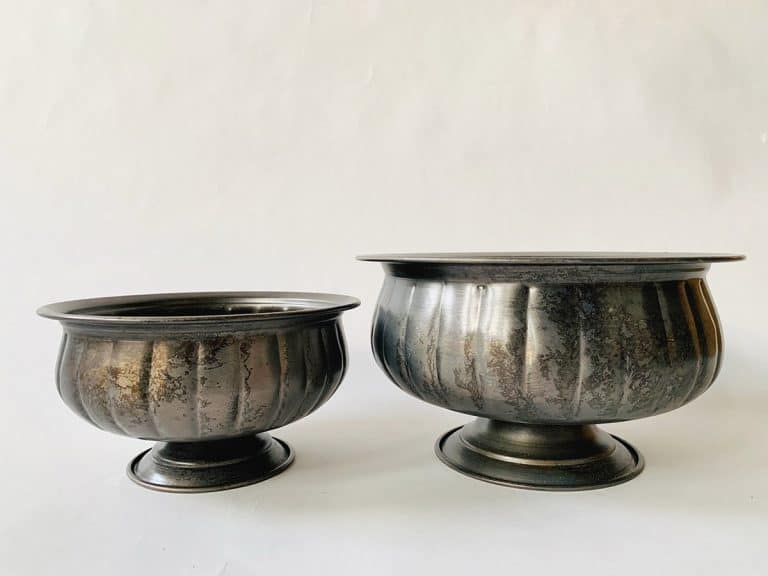 Potteskjuler på stett 25×15 cm s/2 antikk sort
