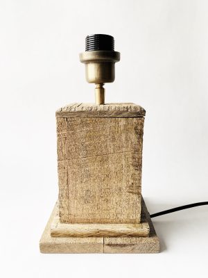 Lampefot tre firkantet h 30 cm