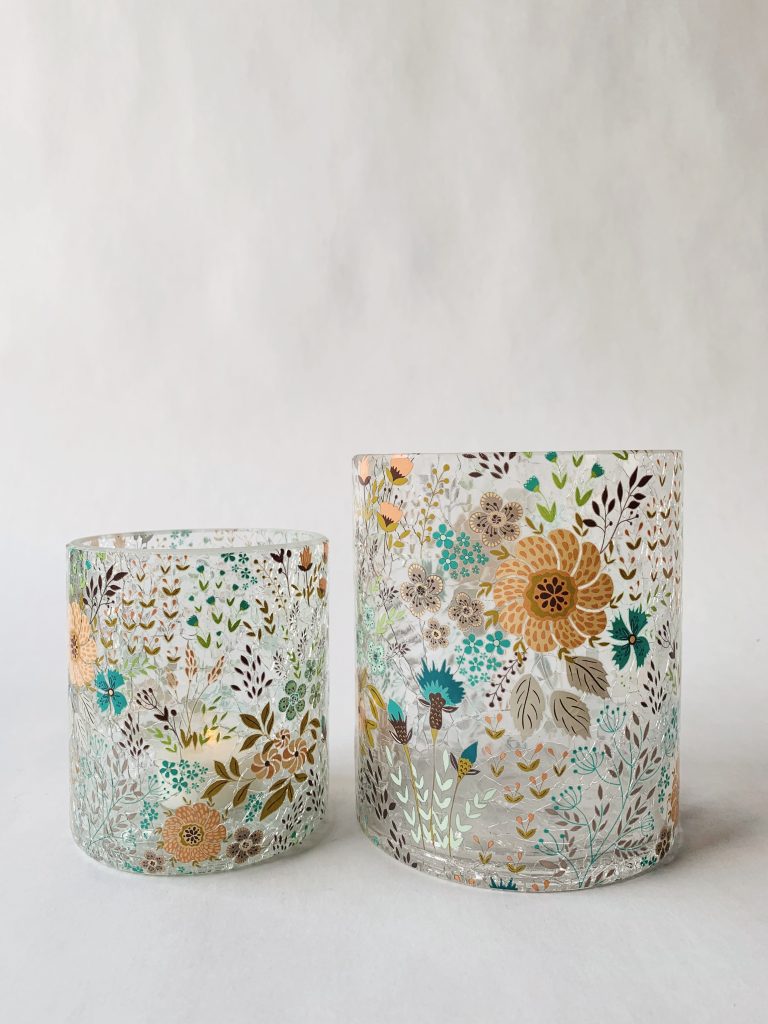 Lysglass munnblåst 10×10 cm retro blomster
