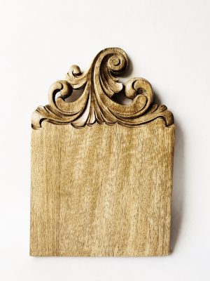 Fjøl med utskjæringer 19x28 cm