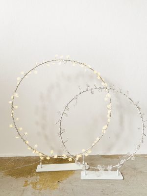 Lyskrans snøfnugg på stativ d 40 cm