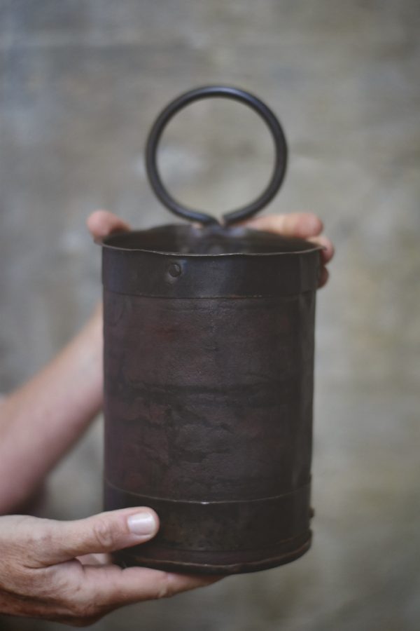 Vintage veggpotte i metall d:13/h:25cm