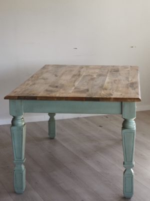 Spisebord i mangotre 180x100x78cm, m grønne ben