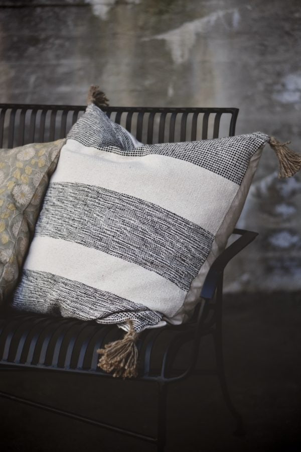 Putetrekk m striper 60x60 cm sort - Bilde 2