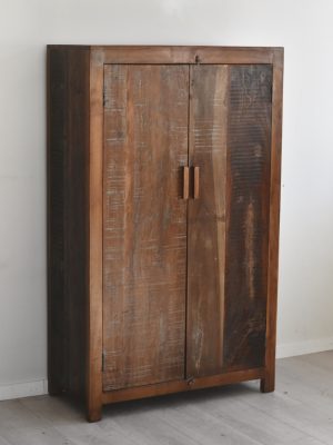 Vintage skap m tette dører 90x42x150cm