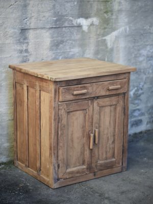 Vintage skap natur m tette dører 71x62x78cm