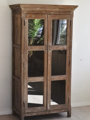 Vintage skap m glassdører 95x50x177cm