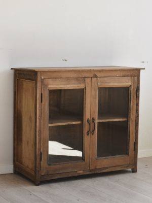 Vintage skap m glassdører 100x38x95cm