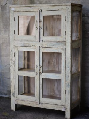 Vintage skap m glassdører 92x41x149cm