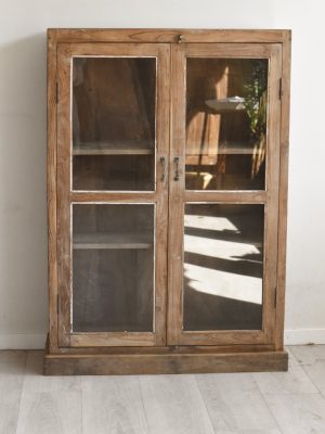 Vintage skap m glassdører 90x32x130cm