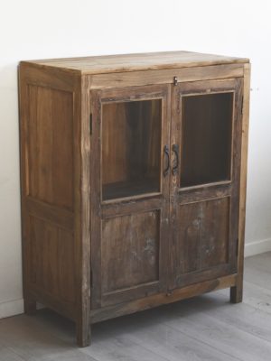 Vintage skap m glassdører 88x48x105cm