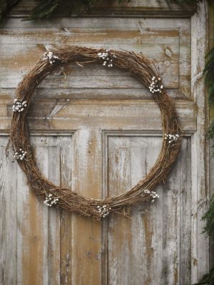 Krans grener m hvite bær d 50cm