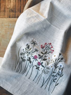 Tekstiler - bordbrikker, duker m.m