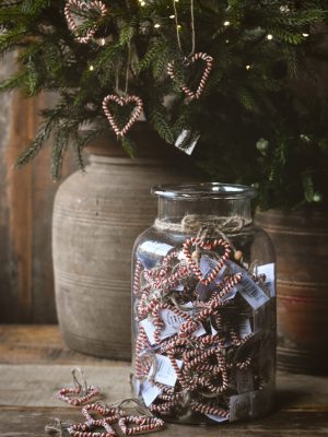 Perlehjerte heng 5x5 cm 100 stk i glasskrukke