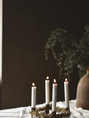 Adventstake med treperler d 35 cm creme