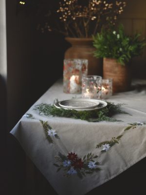 Duk brodert 140x220 cm