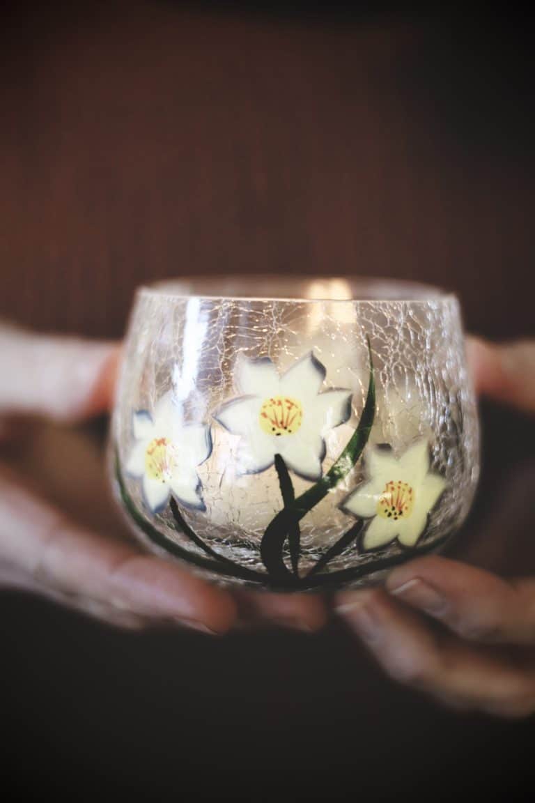 Lysglass håndmalt 9×6,5 cm narcisser