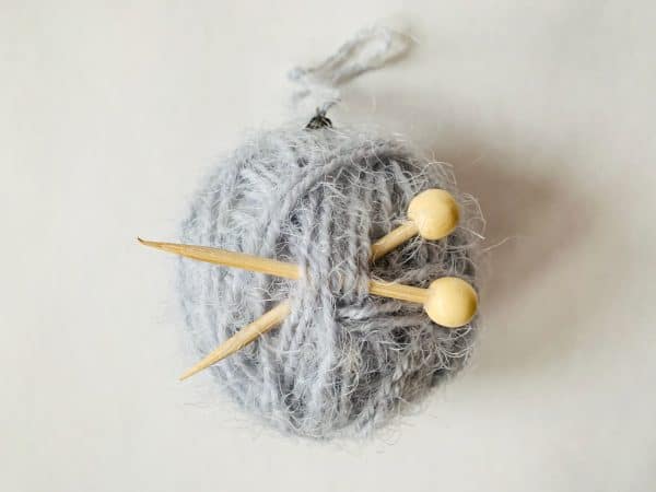Julekule garnnøste 8 cm