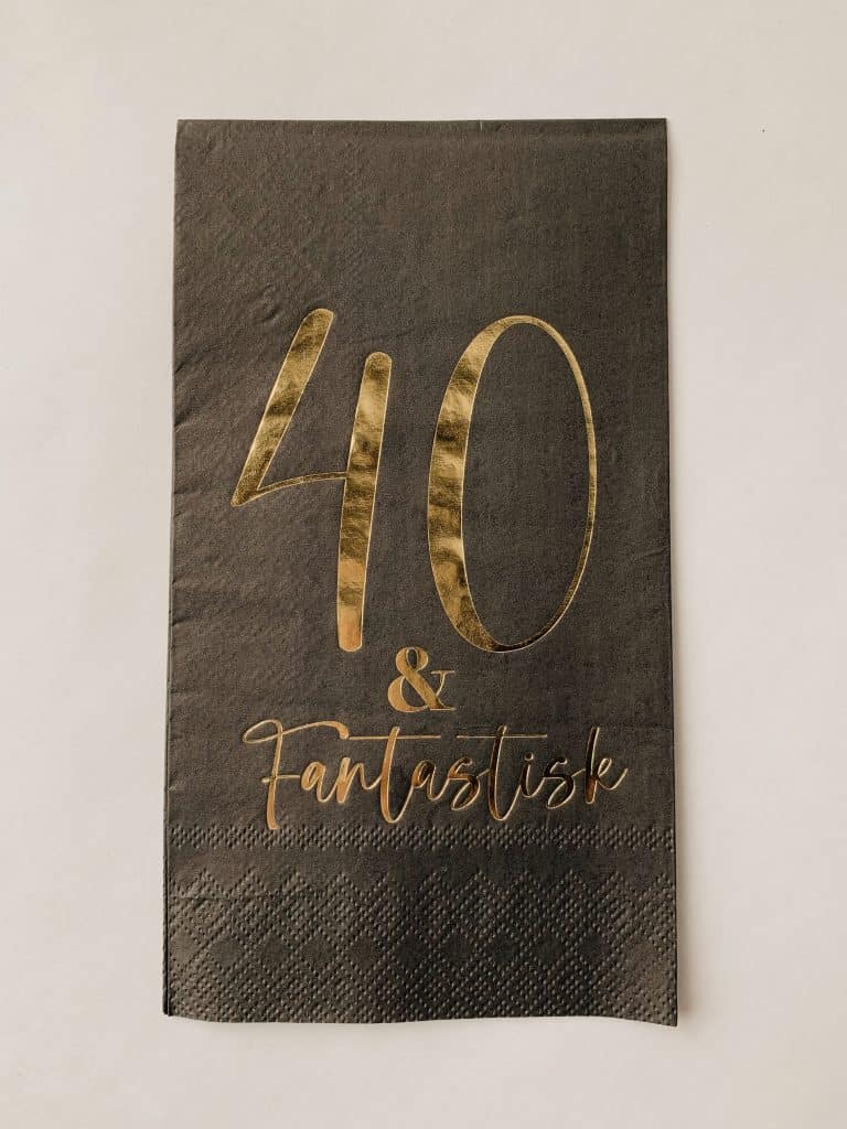 Serviett 40 & fantastisk – 33×44 cm