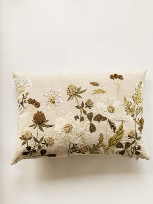 Putetrekk broderi 40x60 cm eng natur