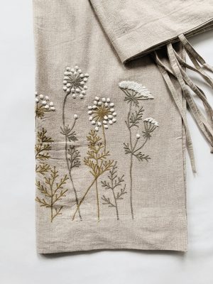 Gardin m broderi eng natur 140x240 cm