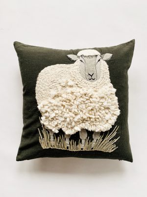 Putetrekk 45x45 cm brodert sau grønn