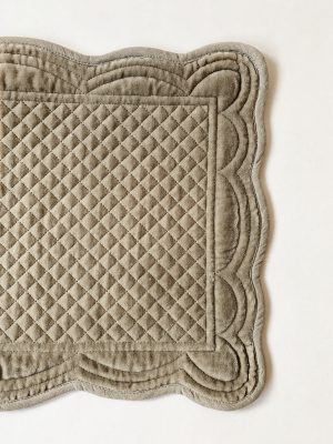 Spisebrikke quiltet 35x50 cm bomull khaki