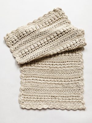 Løper heklet 30x90 cm